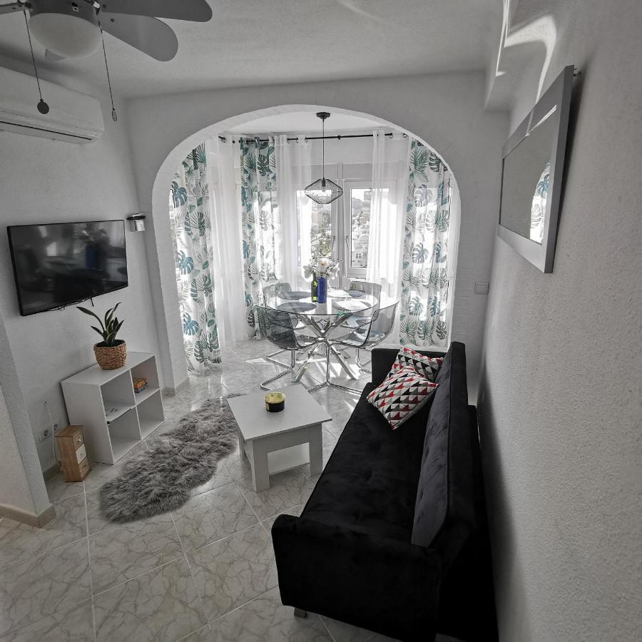 Estudio Algarrobo Costa Luaran gambar